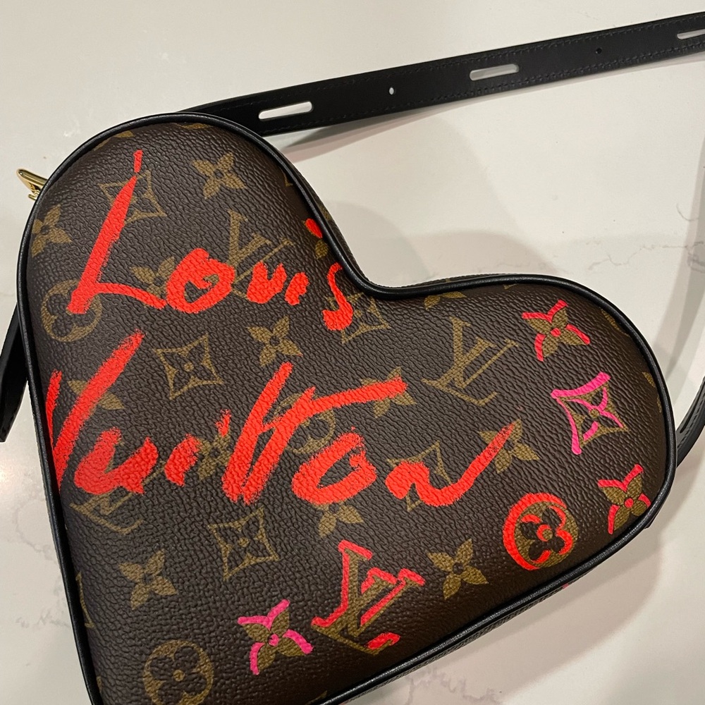 fall in love heartbox bag louis vuitton - Picture 13 of 14